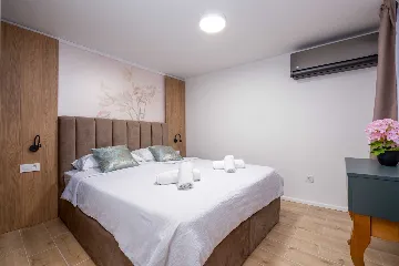 2-Bedroom Apartment in Mlini with Private Terrace