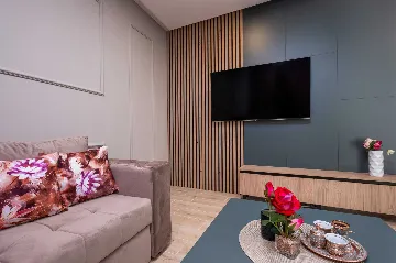 2-Bedroom Apartment in Mlini with Private Terrace