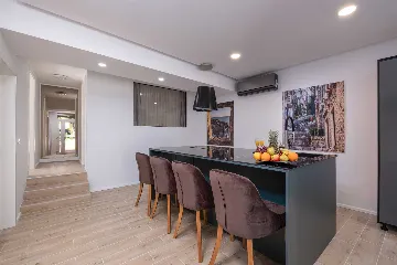 2-Bedroom Apartment in Mlini with Private Terrace