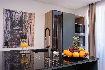 2-Bedroom Apartment in Mlini with Private Terrace