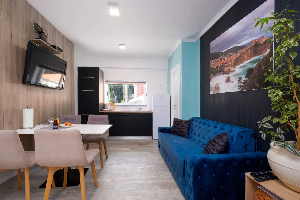 Apartment with Pool and Balcony in Mlini
